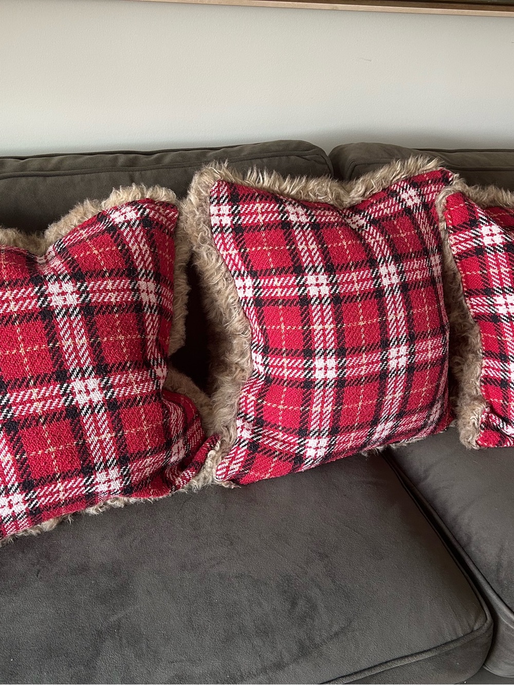 Pottery Barn Nottingham Plaid Pillow Cover Faux Fur 20x20